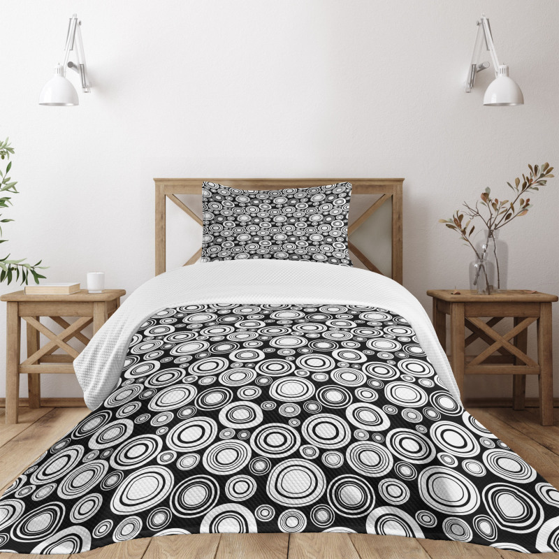 Contemporary Style Bedspread Set