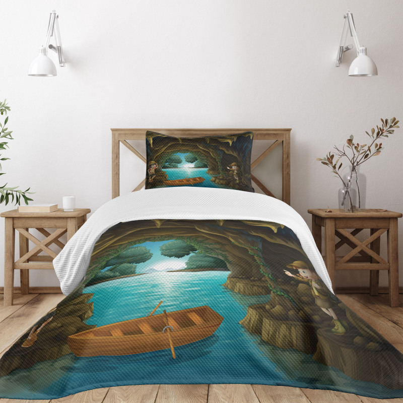 Young Explorers in a Cave Bedspread Set