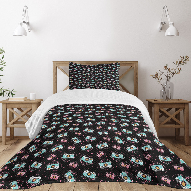 Valentines Romantic Hearts Bedspread Set