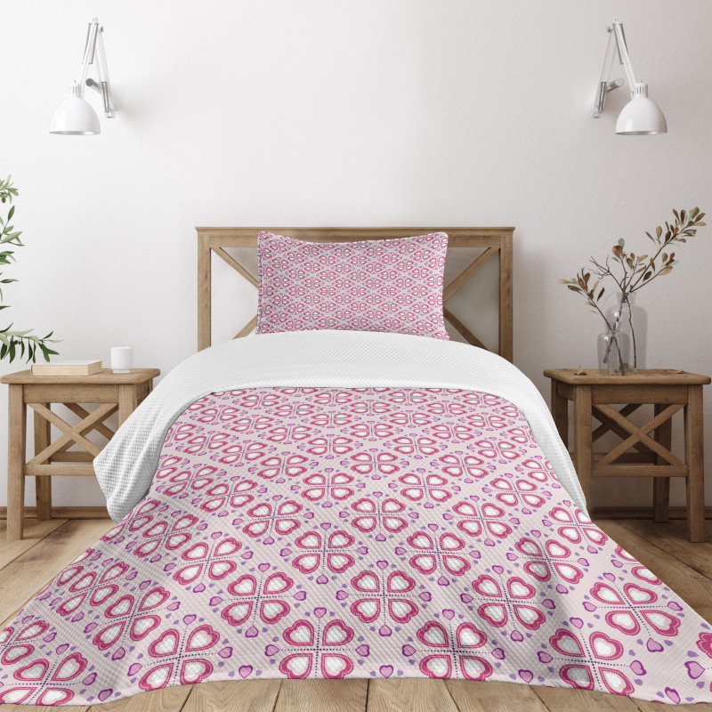 Feminine Pink Composition Bedspread Set