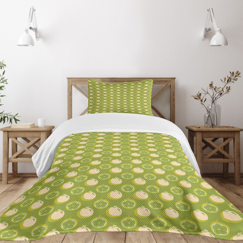 Sliced Fresh Fruits Pattern Bedspread Set