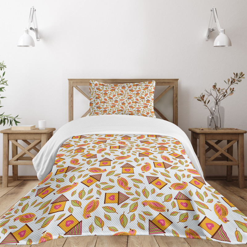 Birds Tiny Houses and Leaves Bedspread Set