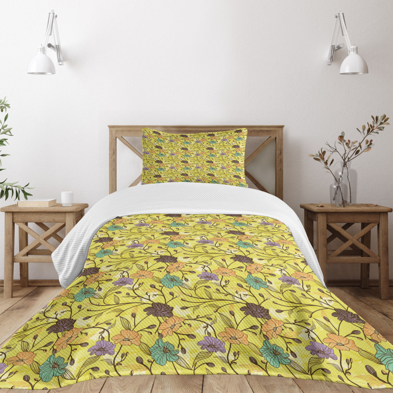 Colorful Flourish Pattern Bedspread Set