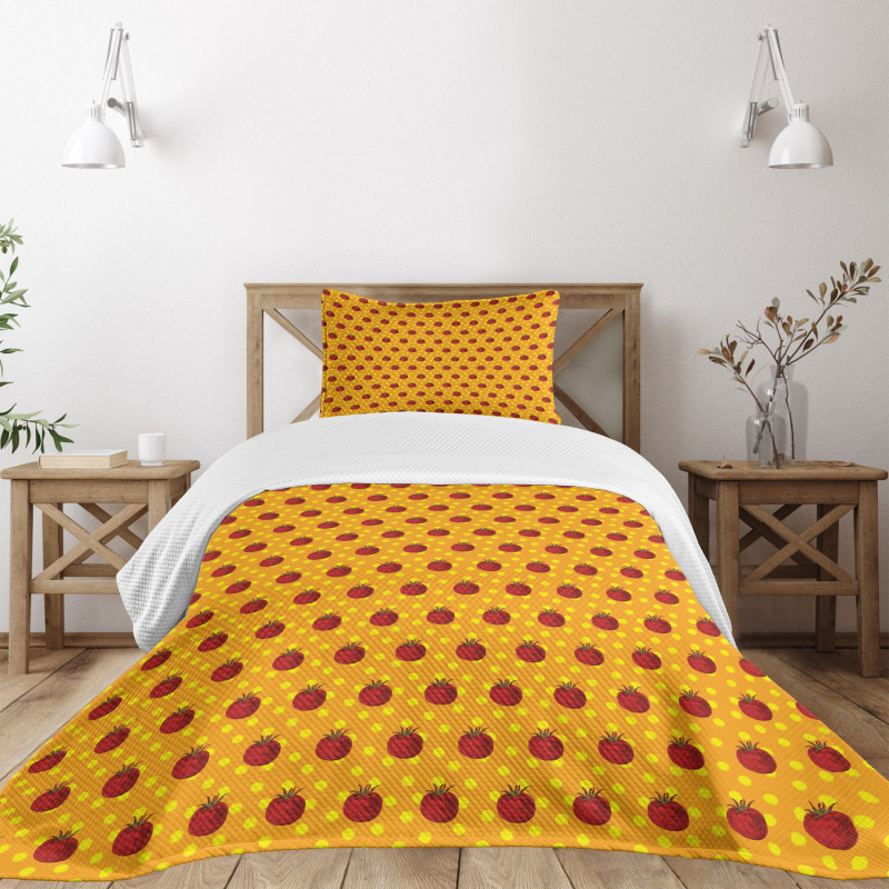Fresh Tomatoes Pattern Bedspread Set