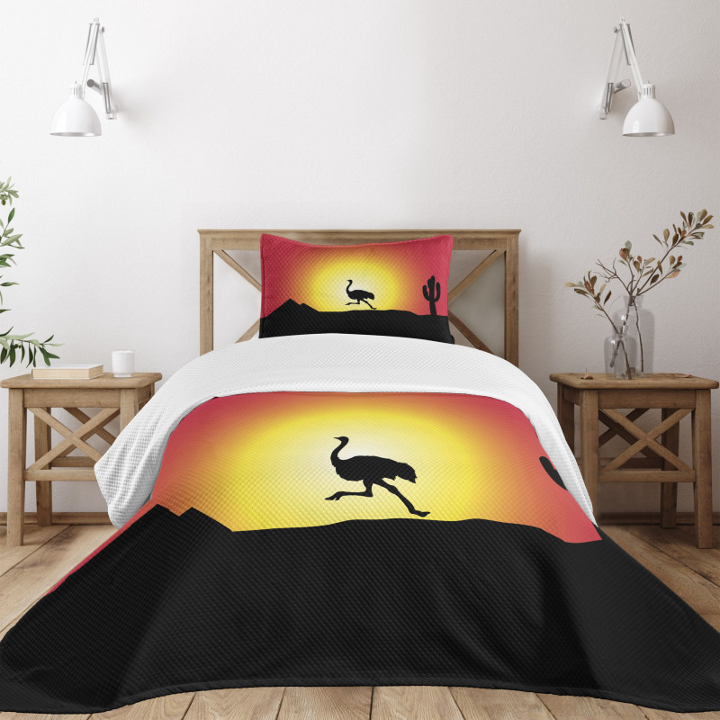 Running Animal Silhouette Bedspread Set