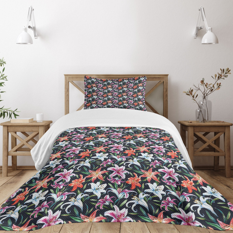 Watercolor Tropical Lilies Bedspread Set