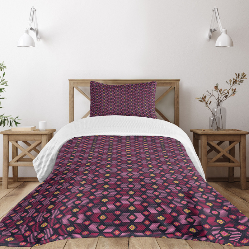 Aztec Motif Art Print Bedspread Set