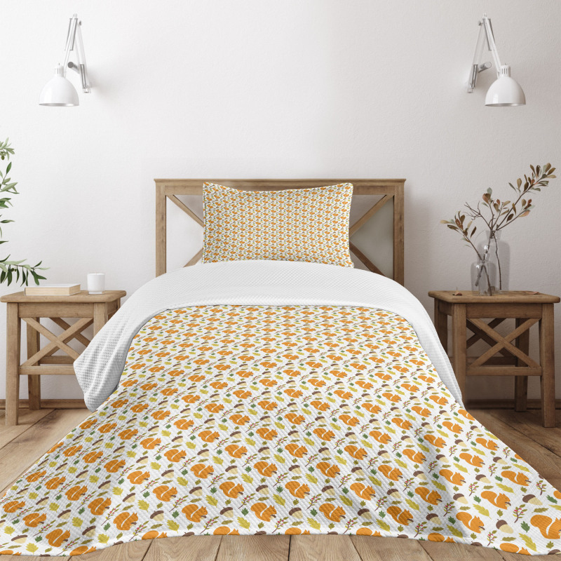 Leaves Berries Acorns Nuts Bedspread Set