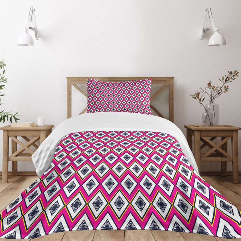 Motif Batik Design Bedspread Set
