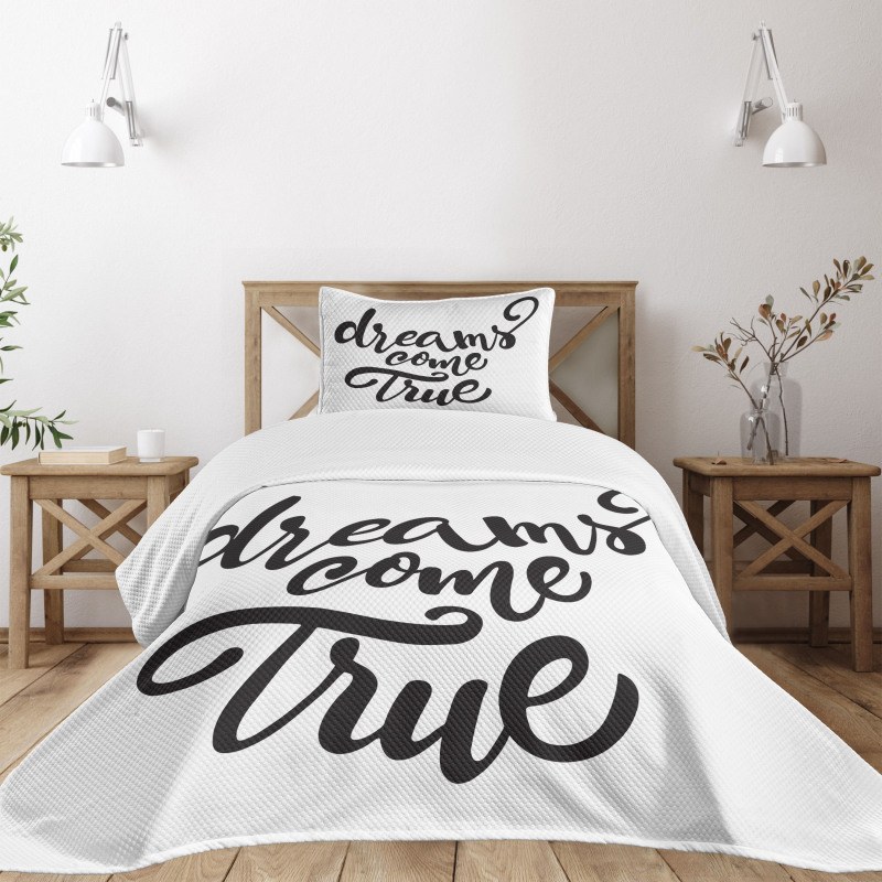 Dreams Come True Lettering Bedspread Set