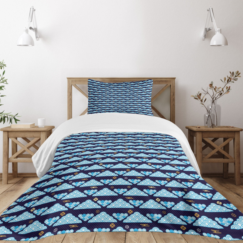 Abstract Clouds Ornament Bedspread Set