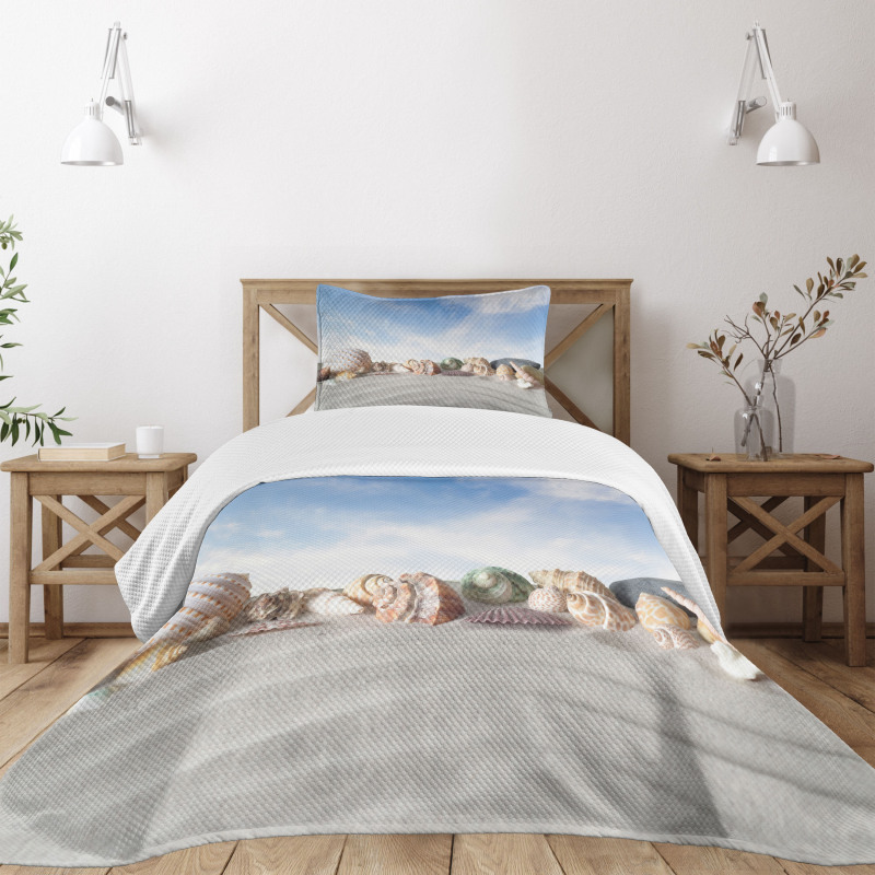 Seashells on Sand Hill Sky Bedspread Set