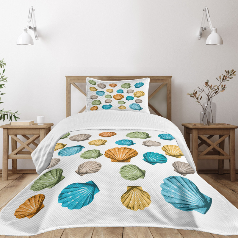 Scallop Bedspread Set