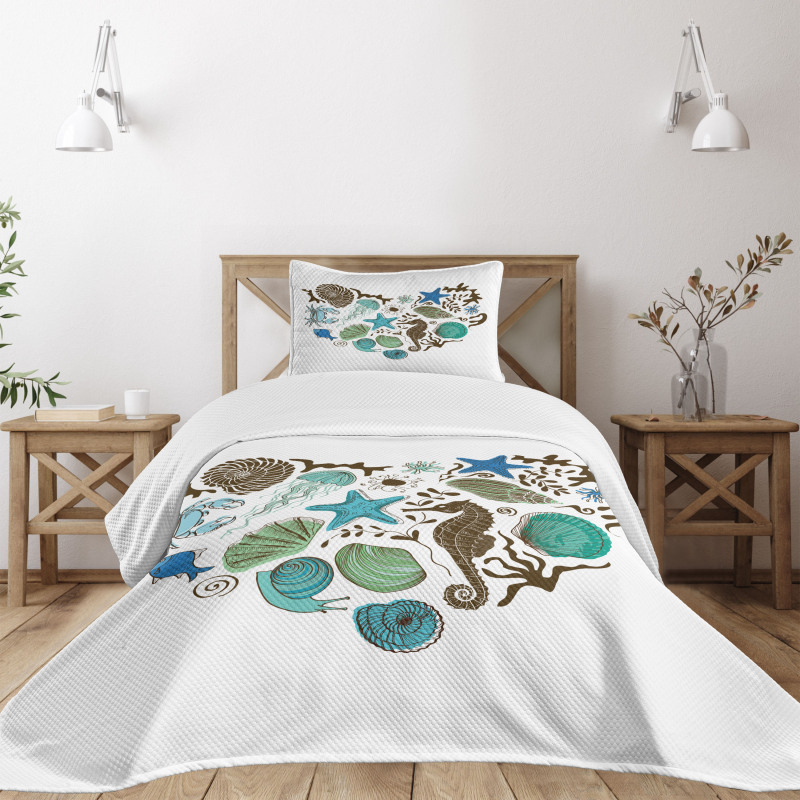 Heart with Aquatic Animals Bedspread Set