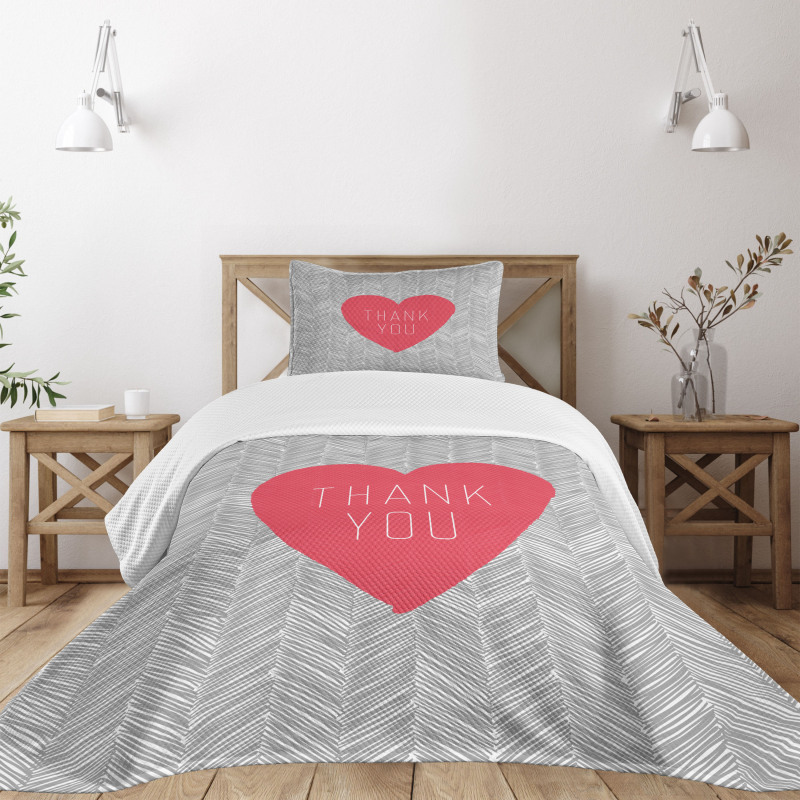 Centered Big Heart Love Bedspread Set