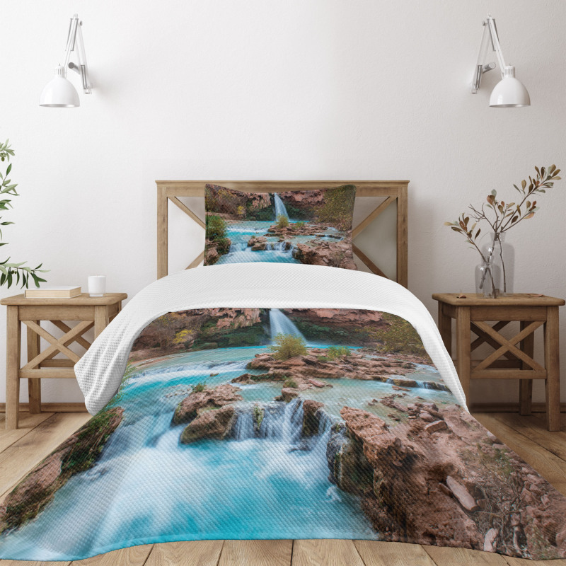 Natural Spring Falls Stream Bedspread Set