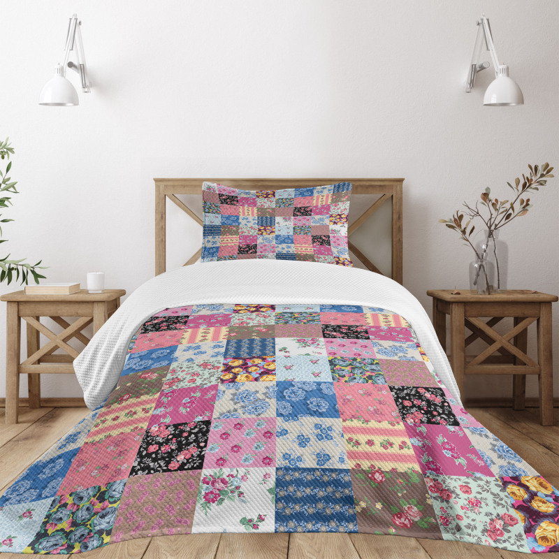 Checkered Squares Bedspread Set