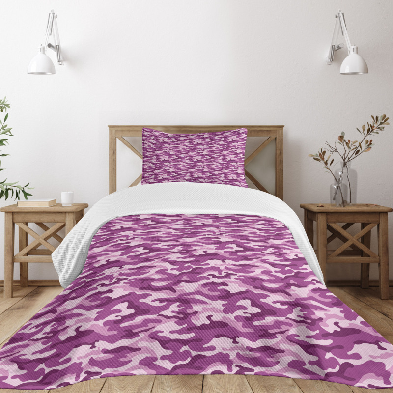 Exotic Camouflage Pattern Bedspread Set