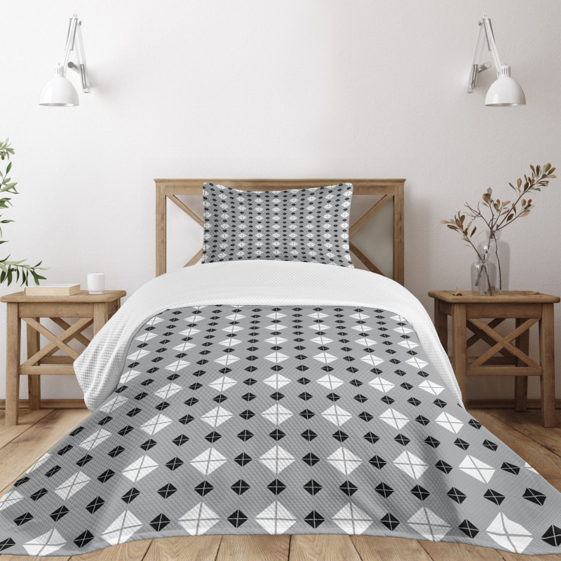 Big Small Diamonds Bedspread Set