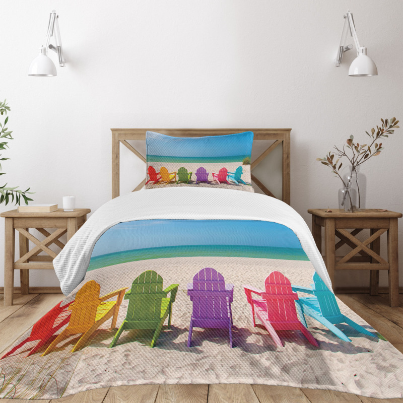 Colorful Wooden Deckchairs Bedspread Set