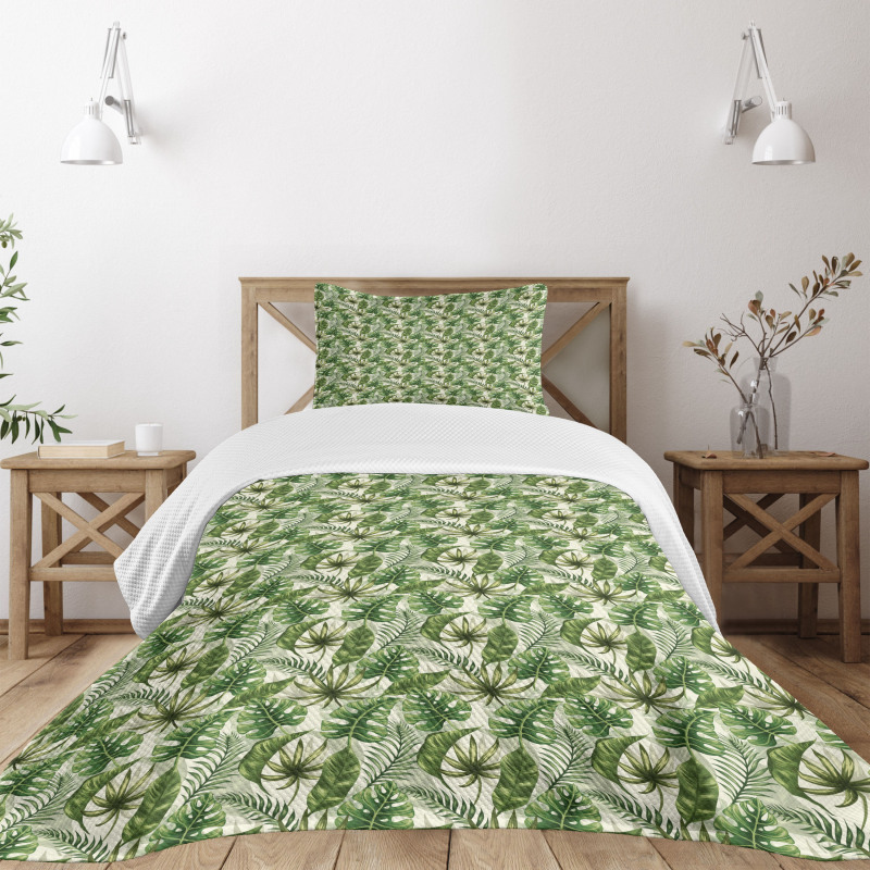 Hawaiian Elements in Green Bedspread Set