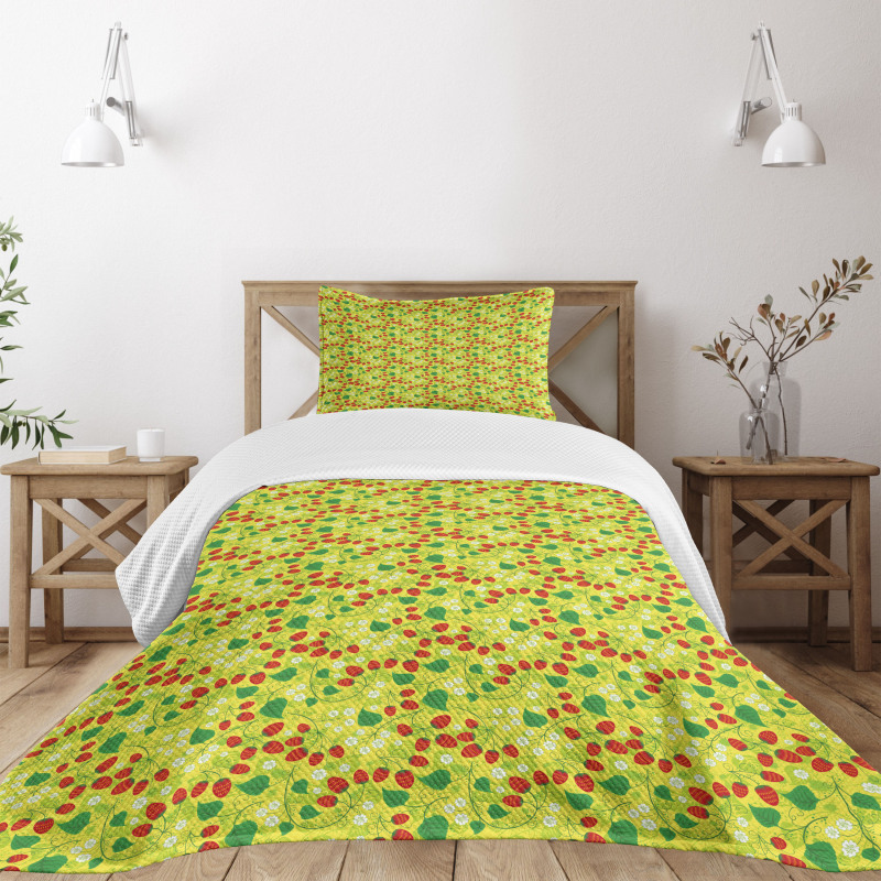 Spring Flower with Fruit Bedspread Set