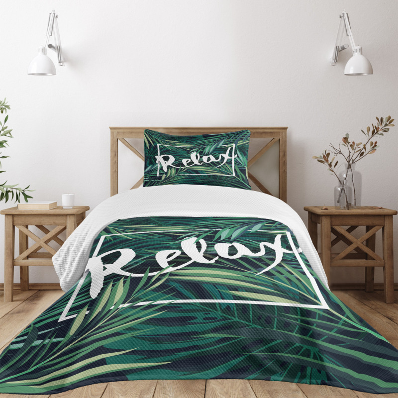 Hawaiian Fern Leaves Design Bedspread Set