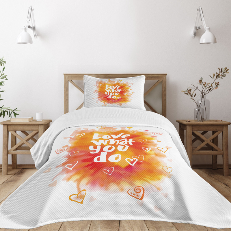 Warm Color Splash Message Bedspread Set