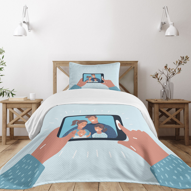 Motherhood Illustration Bedspread Set