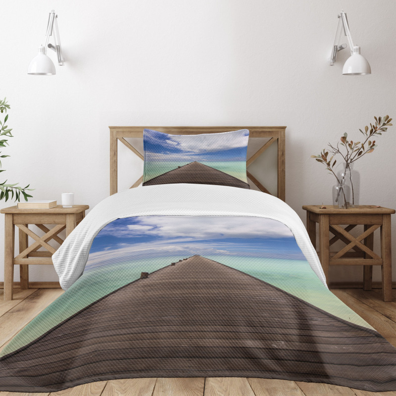 Peaceful View Long Jetty Ocean Bedspread Set