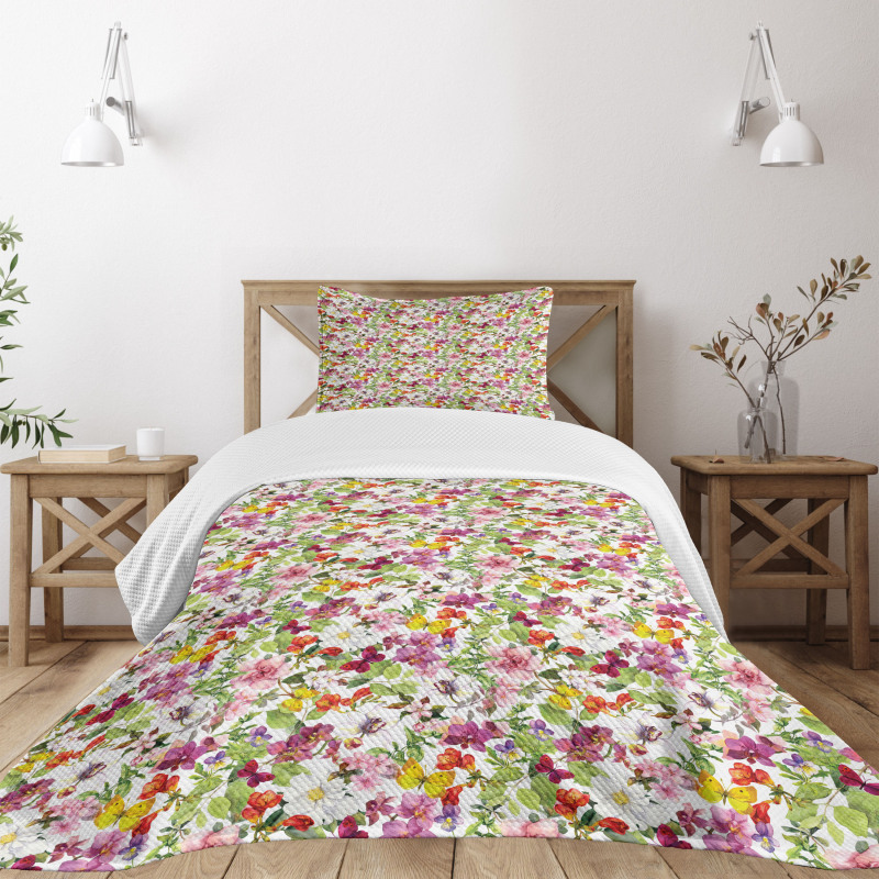 French Vintage Flowers Bedspread Set