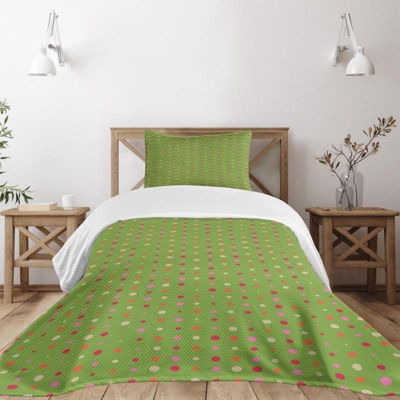 Irregular Shapes Bedspread Set