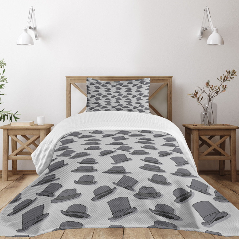 Doodle Drawn Hats Bedspread Set