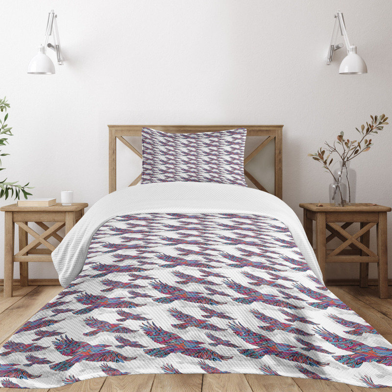 Vivid Flying Bird Bedspread Set