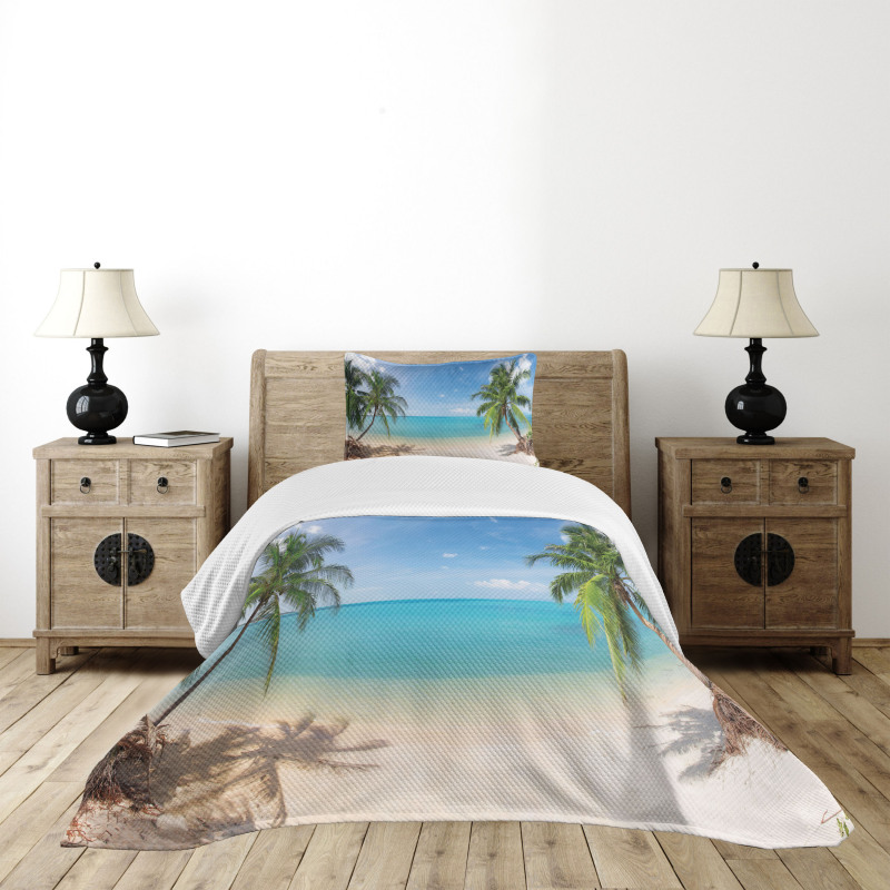 Panoramic View Beach Bedspread Set