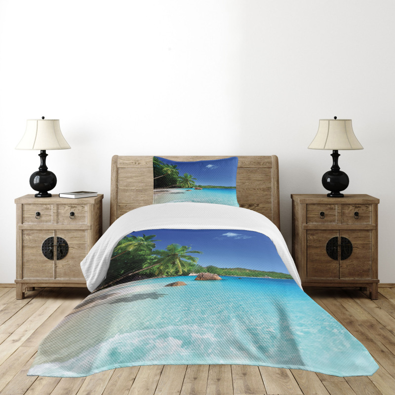 Sunny Horizon of Prislin Bedspread Set