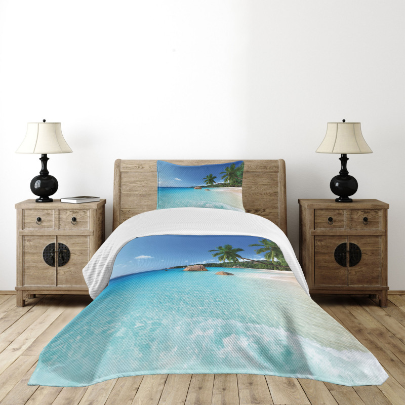 Anse Lazio Beach Surf Bedspread Set