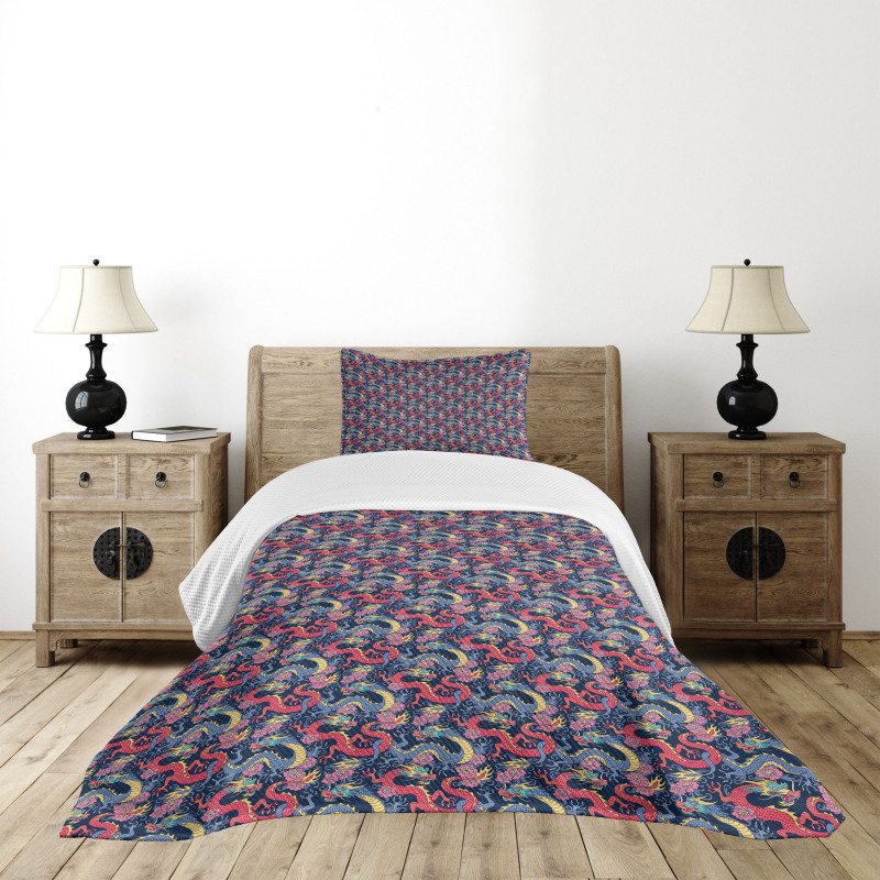 Highly Ornamented Floral Bedspread Set