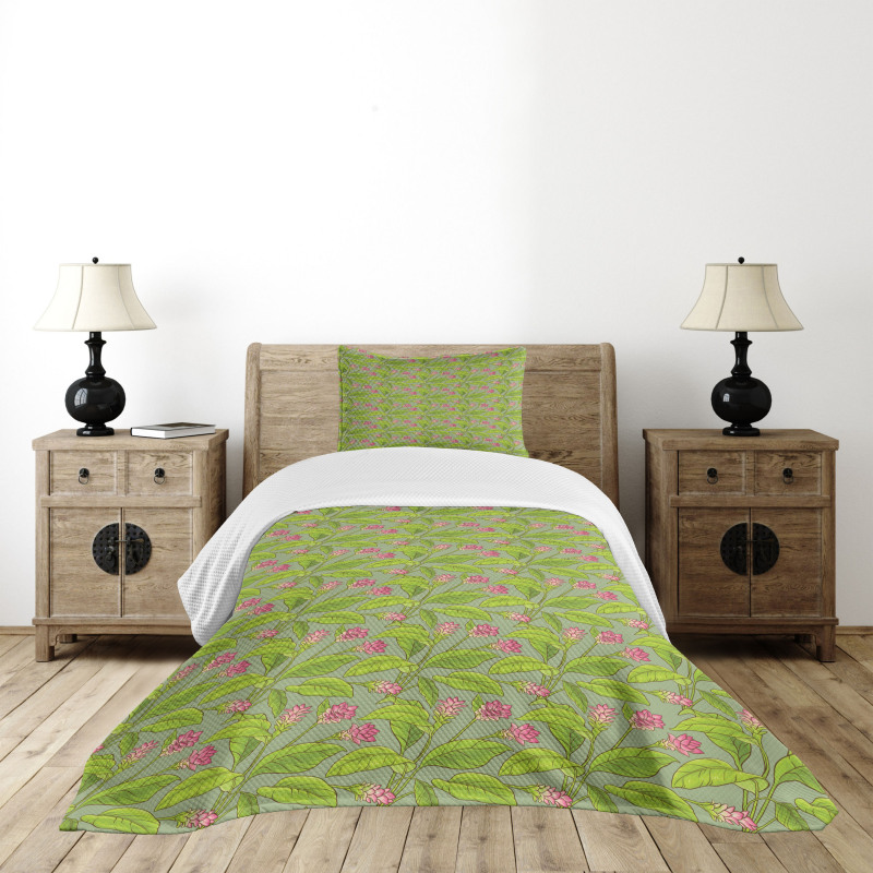 Turmeric Flower Blossom Bedspread Set