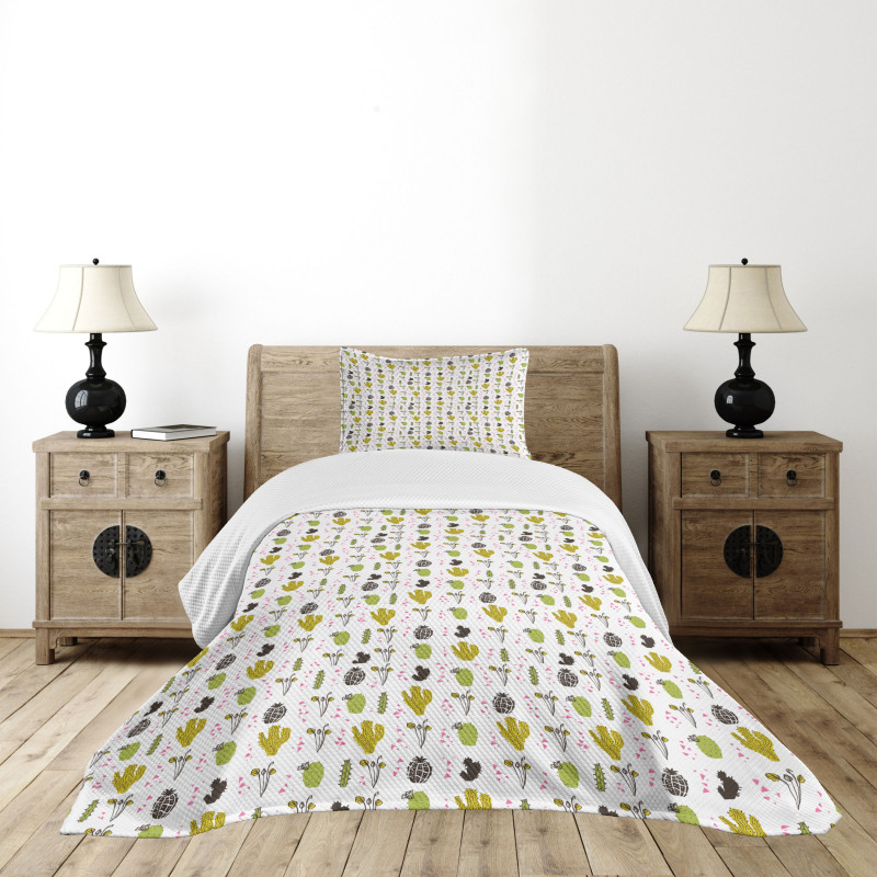 Botanical Little Triangles Bedspread Set