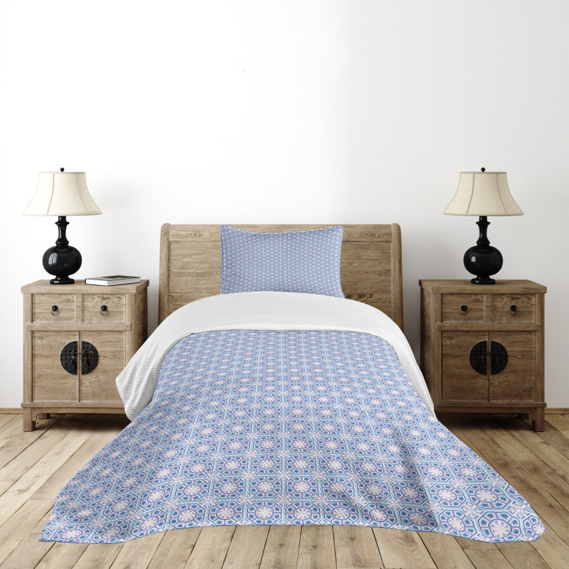 Polygonal Pastel Motif Bedspread Set