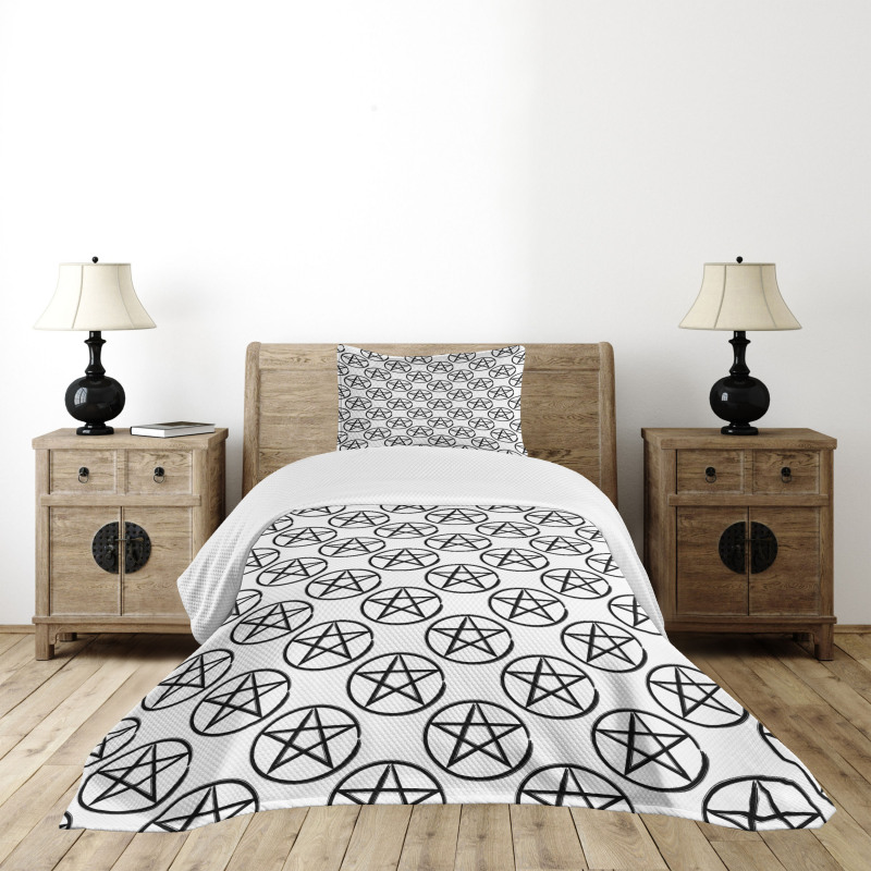 Pentagram Star in Circle Bedspread Set