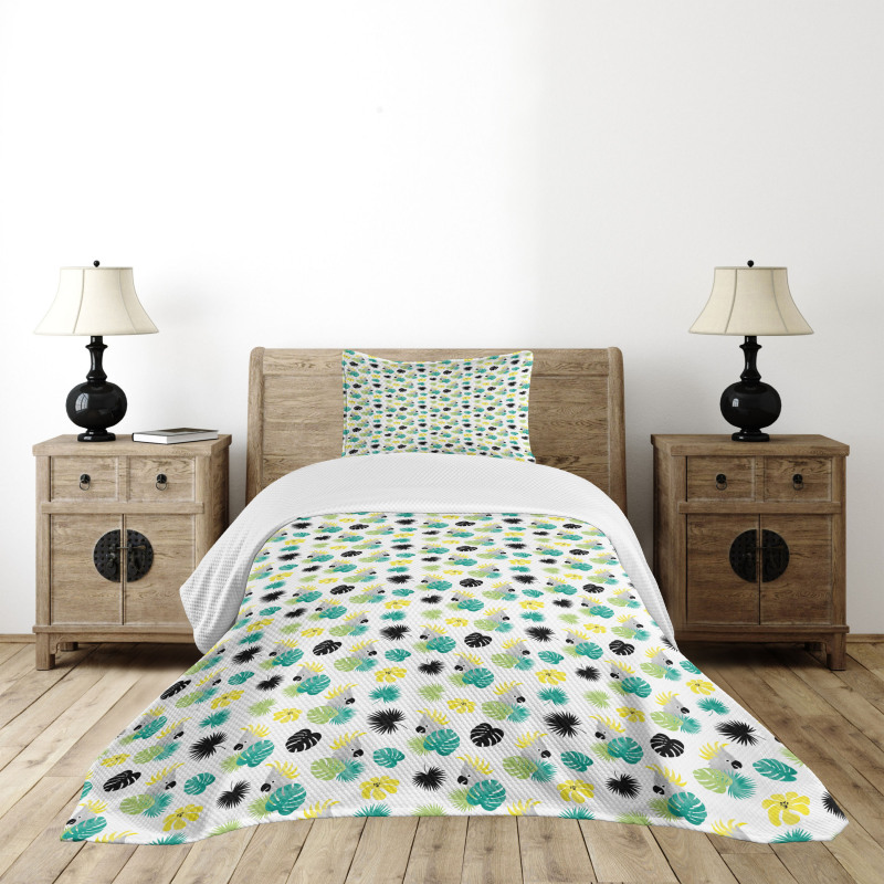 Monstera Leaves Parrots Bedspread Set