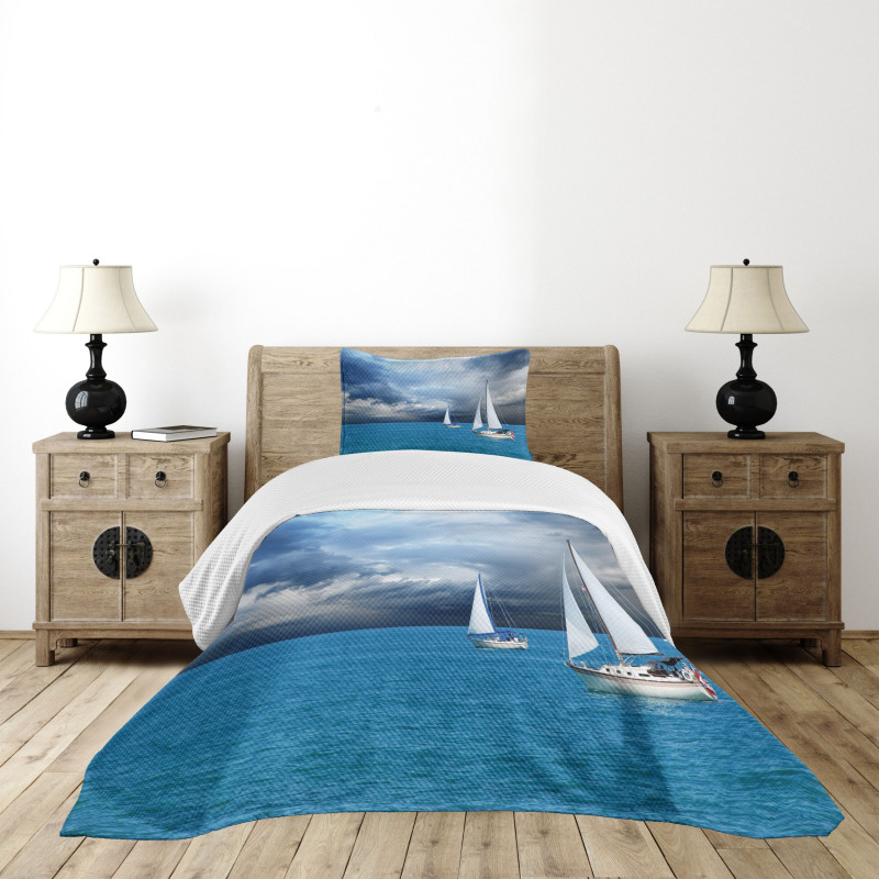 Sailing After Storm Clouds Bedspread Set