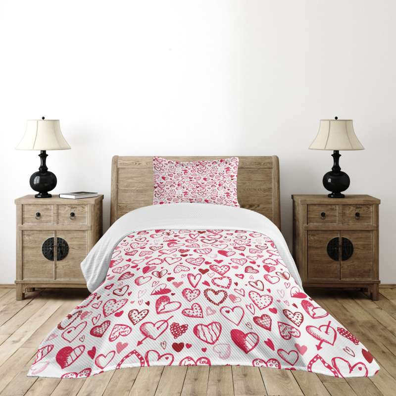 Valentine Hearts Arrow Bedspread Set