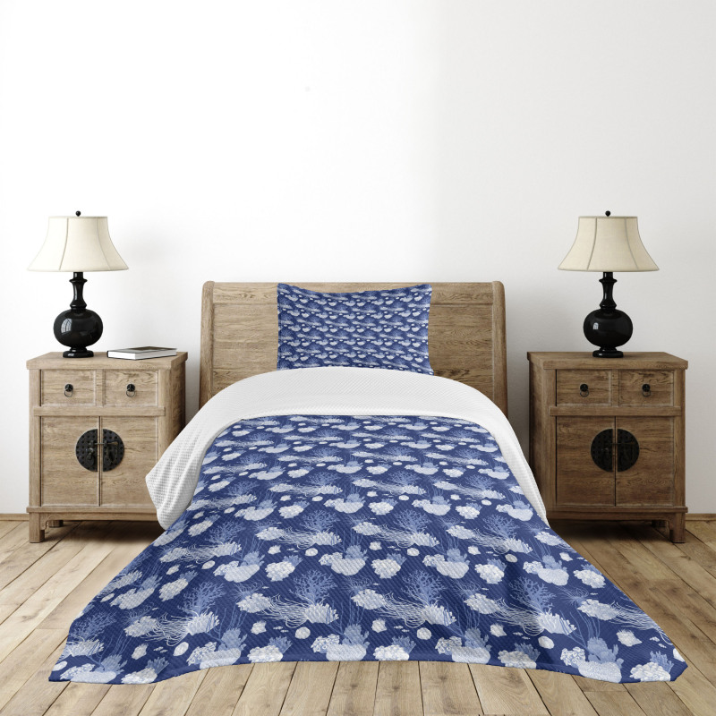 Various Shapes Sea Corals Bedspread Set