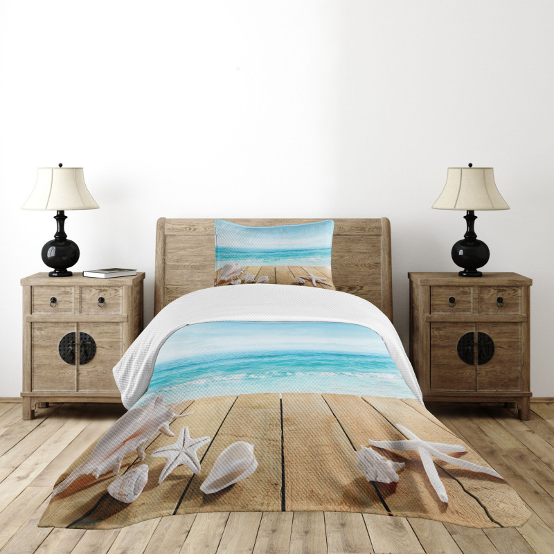 Sunshine Maldives Deck Bedspread Set