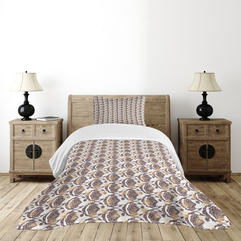 Oriental Ornate Grunge Bedspread Set