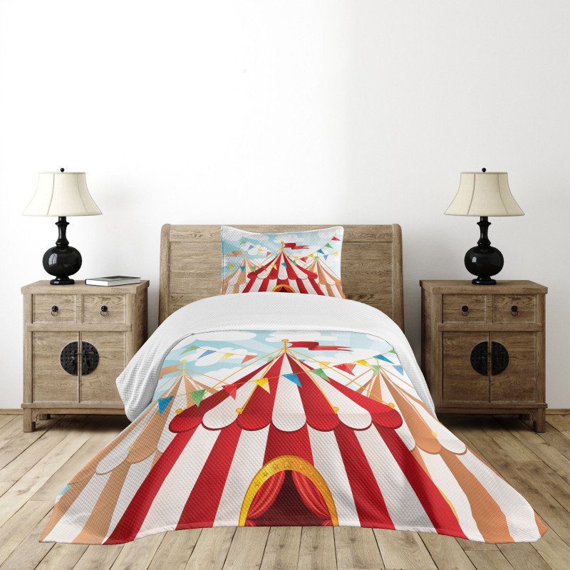 Circus Cloudy Sun Sky Bedspread Set