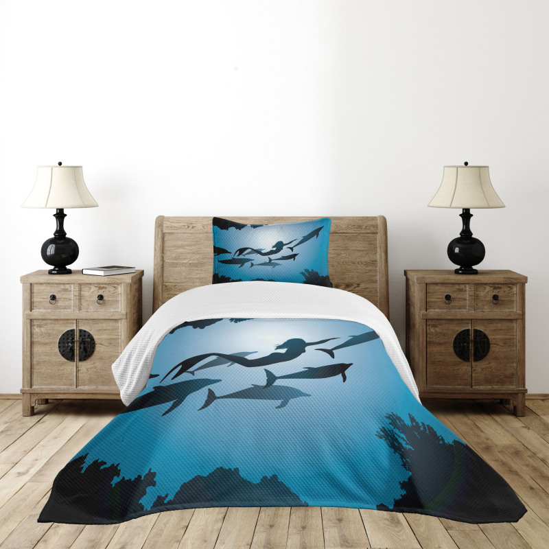 Mermaid and Dolphins Bedspread Set